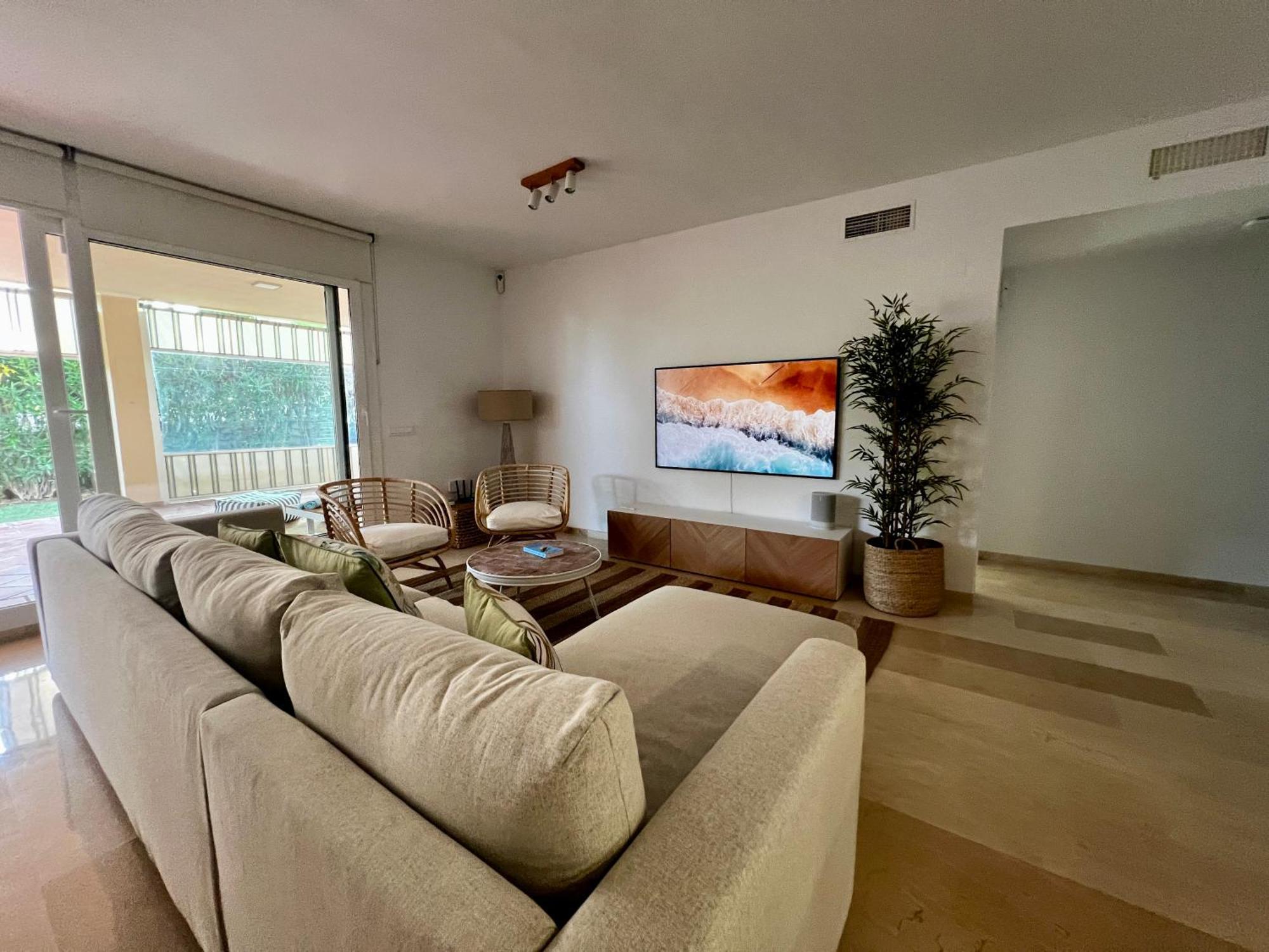 Apartment Bliss *