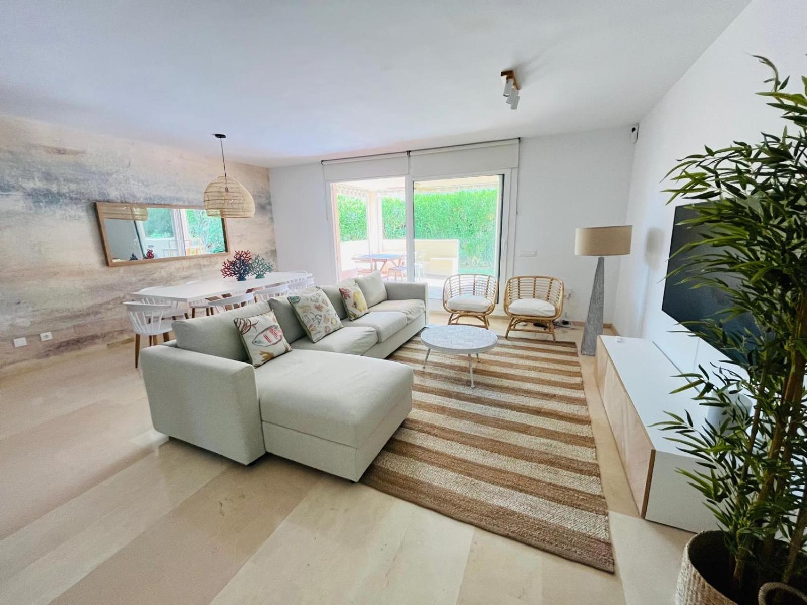 Bliss Apartment